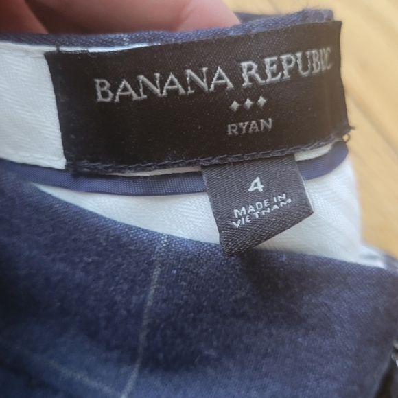 Banana Republic Ryan pants - Picture 2 of 4